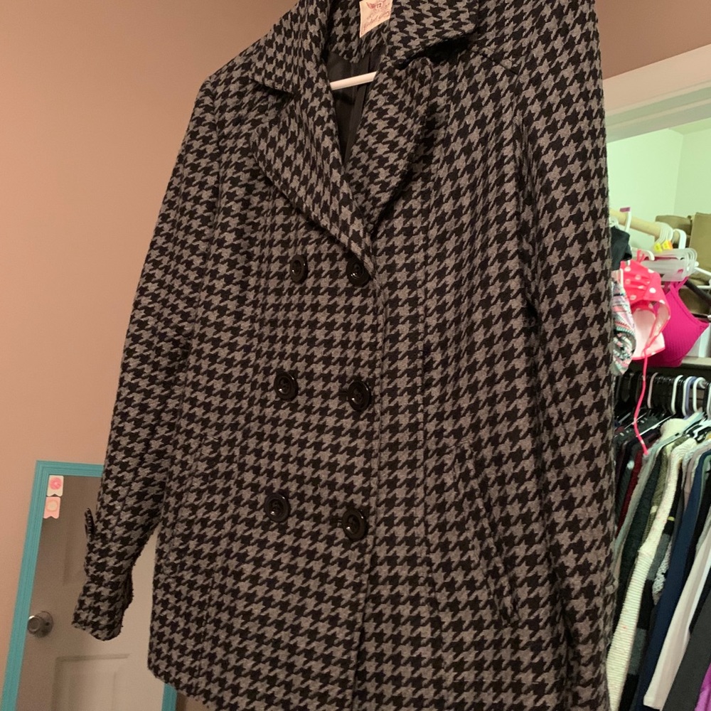 Pea coat